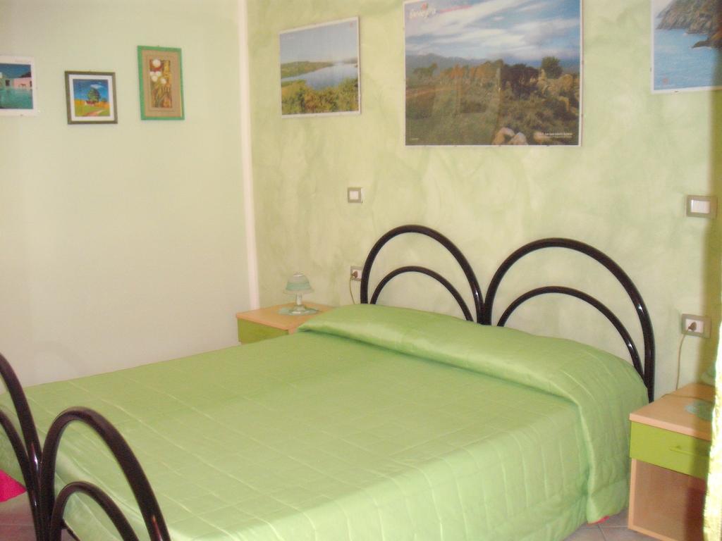 Domu De Palla- Iun-E5167 Bauladu Cameră foto