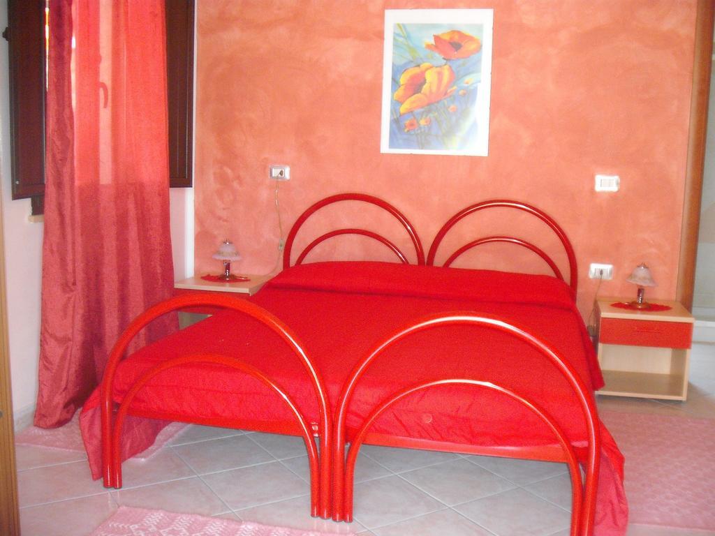 Domu De Palla- Iun-E5167 Bauladu Cameră foto
